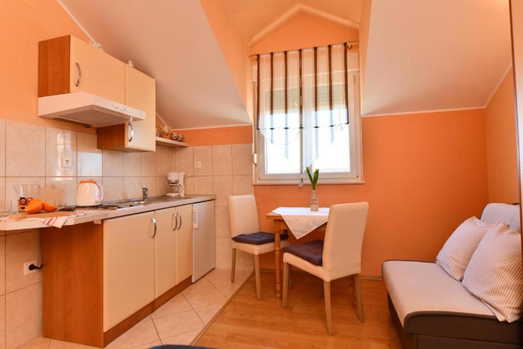 Apartments Vila Miranda Vodice Zewnętrze zdjęcie