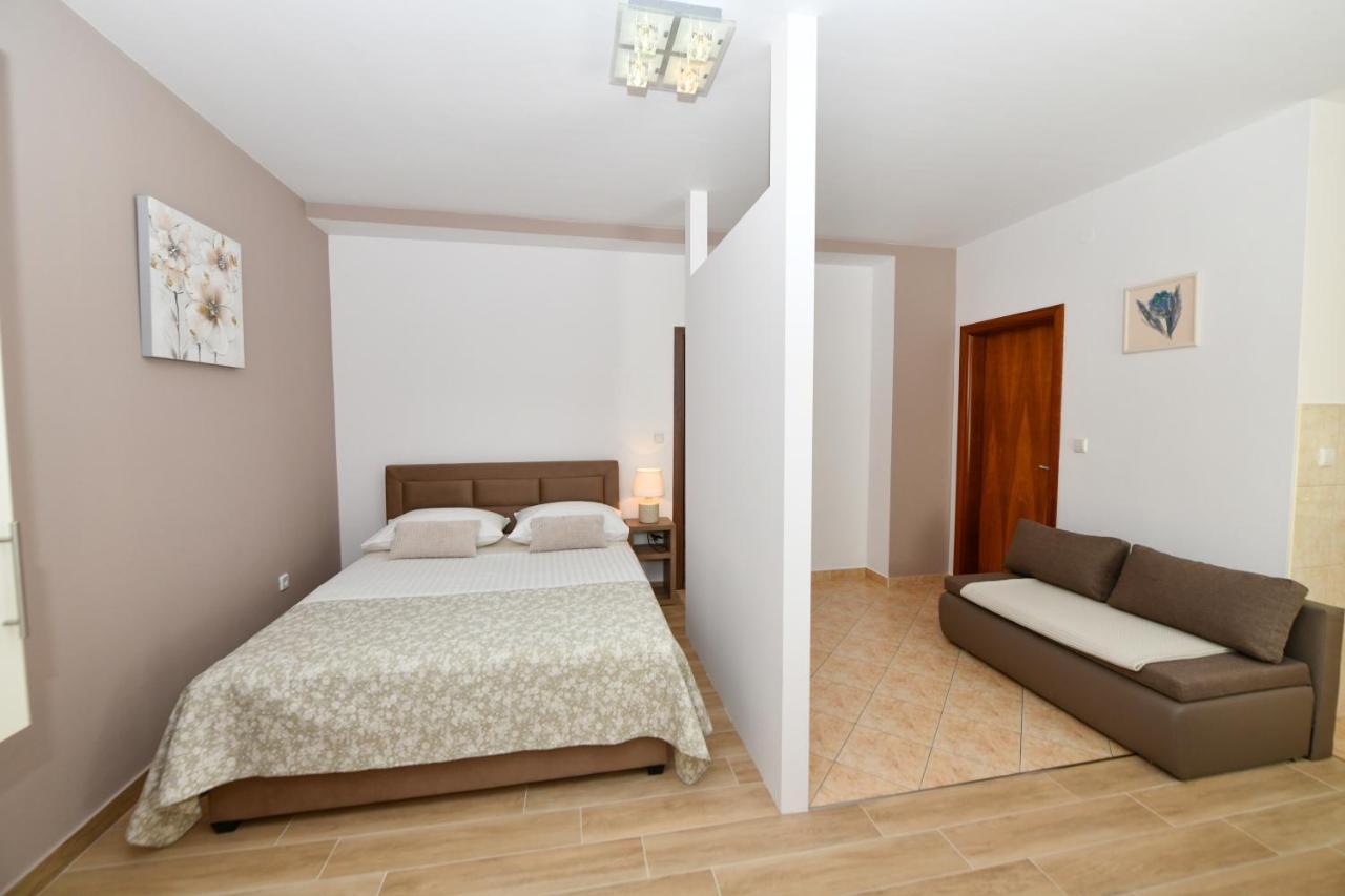 Apartments Vila Miranda Vodice Zewnętrze zdjęcie