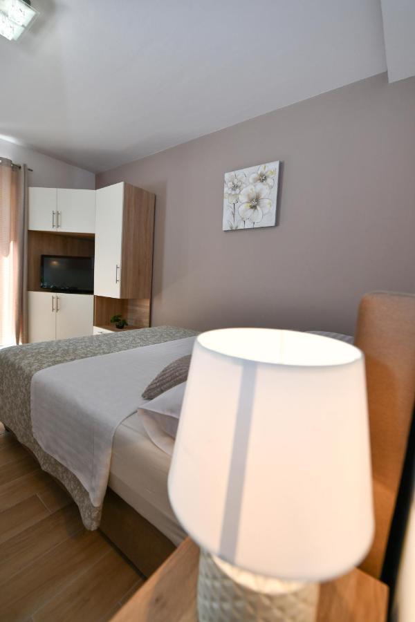 Apartments Vila Miranda Vodice Zewnętrze zdjęcie